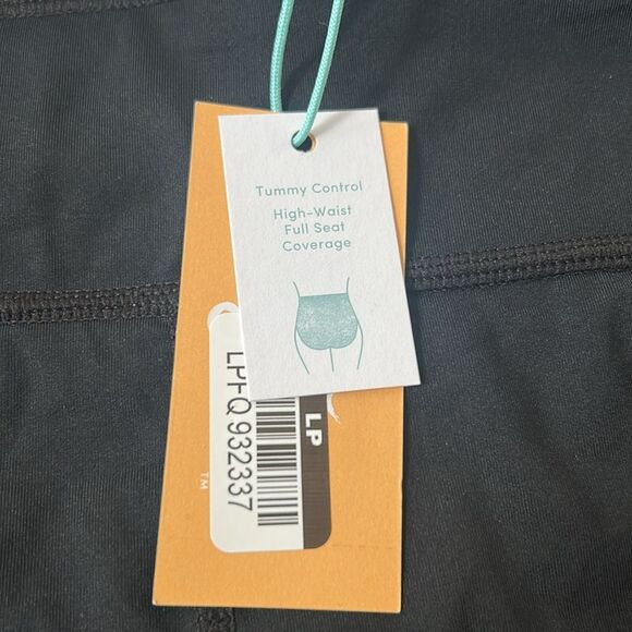 Kona Sol Black and White Striped Bikini Set Size Medium New with Tags - Picture 2 of 6